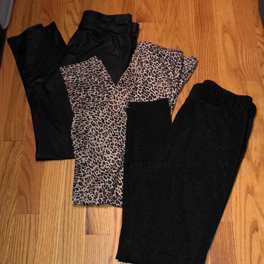 Bundle 3 M leggings: snake, leopard, glitter. EUC